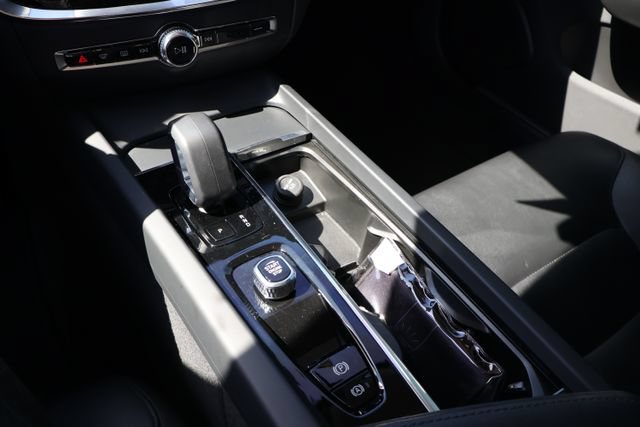 Used 2024 Volvo S60 B5 Core FWD image 13