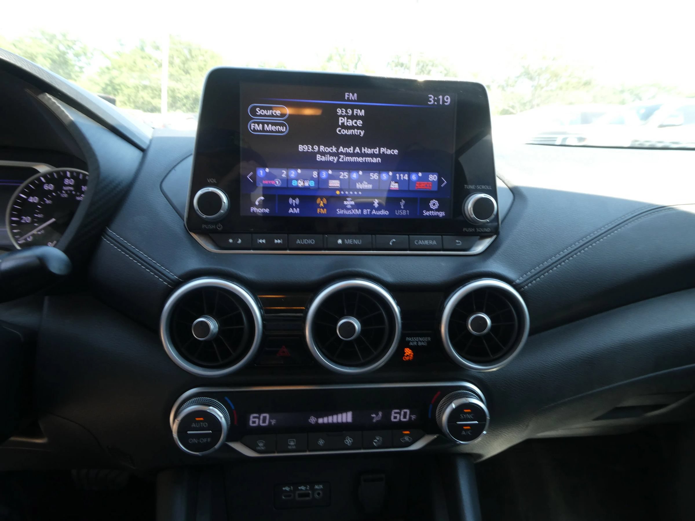 Used 2021 Nissan Sentra SV FWD image 19