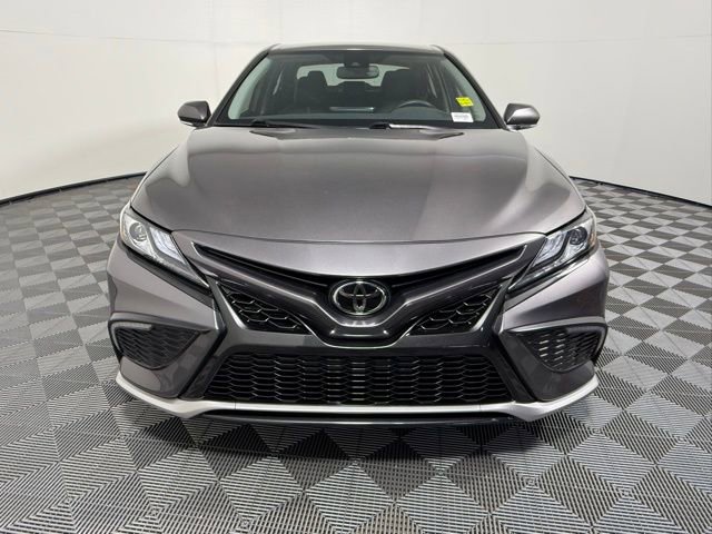 Used 2022 Toyota Camry XSE image 10