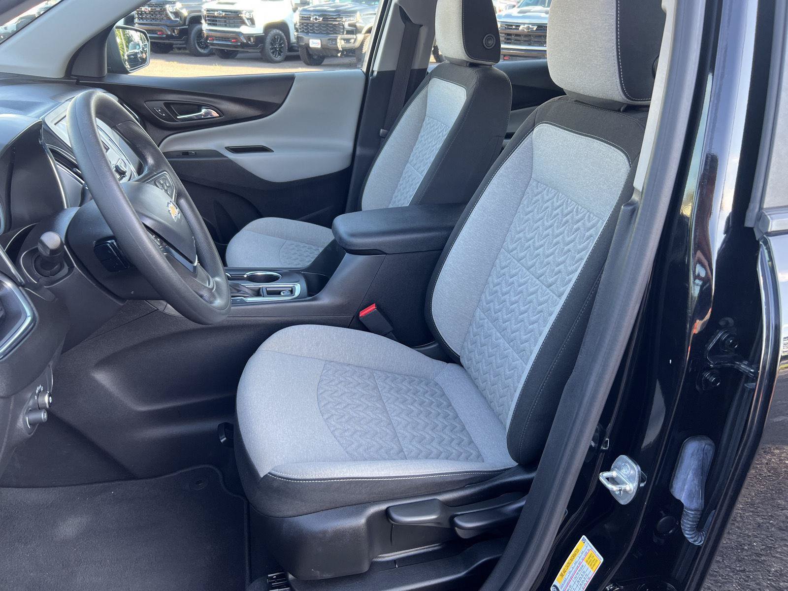 Used 2024 Chevrolet Equinox LS w/ Driver Confidence II Package AWD/4WD image 10