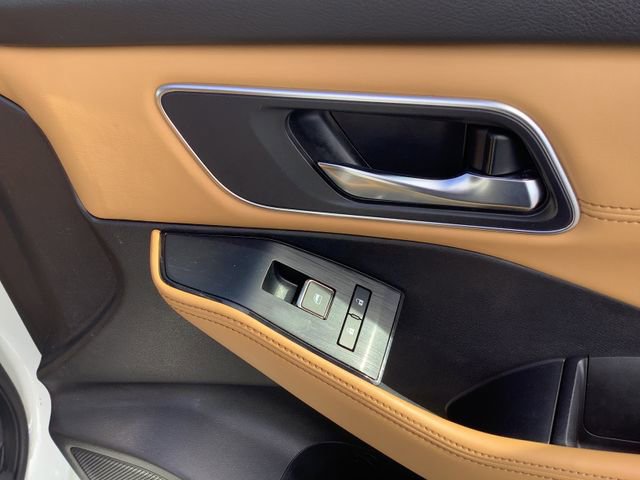 Used 2023 Nissan Rogue Platinum w/ Platinum Premium Package image 37