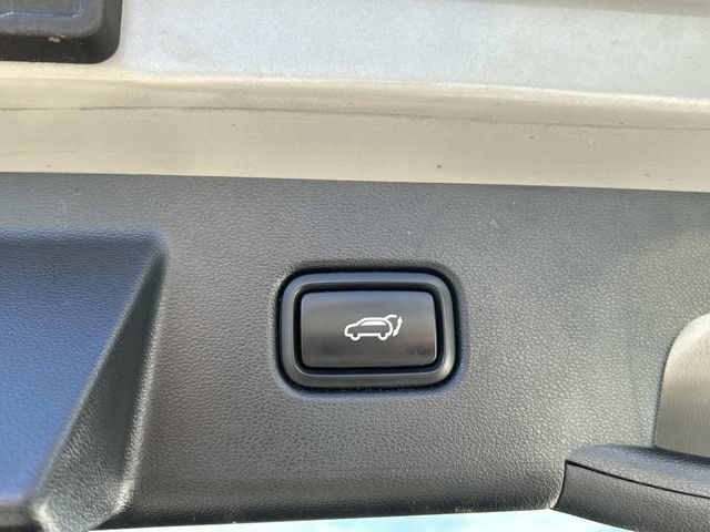 Certified 2024 Hyundai Tucson Limited AWD/4WD image 12