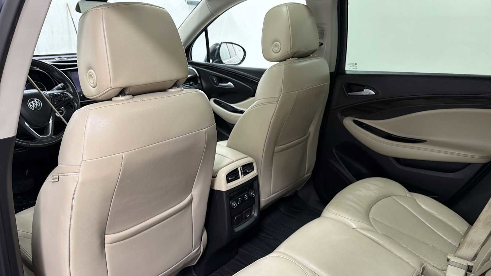 Used 2020 Buick Envision Premium image 26