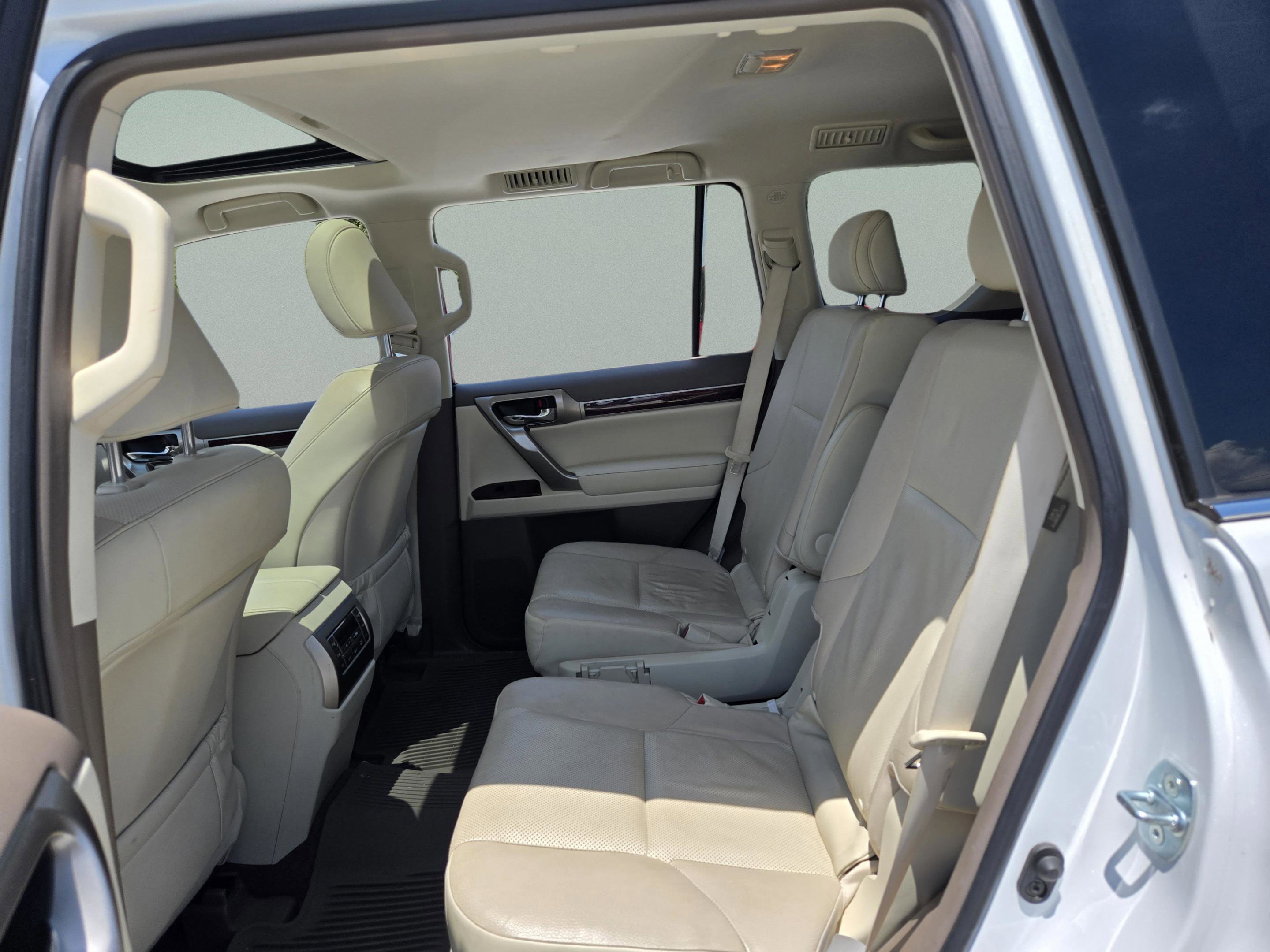 Used 2019 Lexus GX 460 Premium AWD/4WD image 22