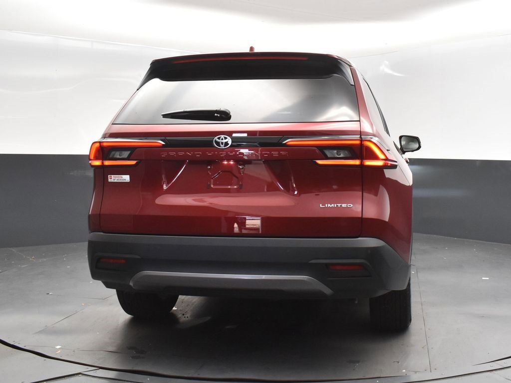 Used 2025 Toyota Grand Highlander FWD image 6