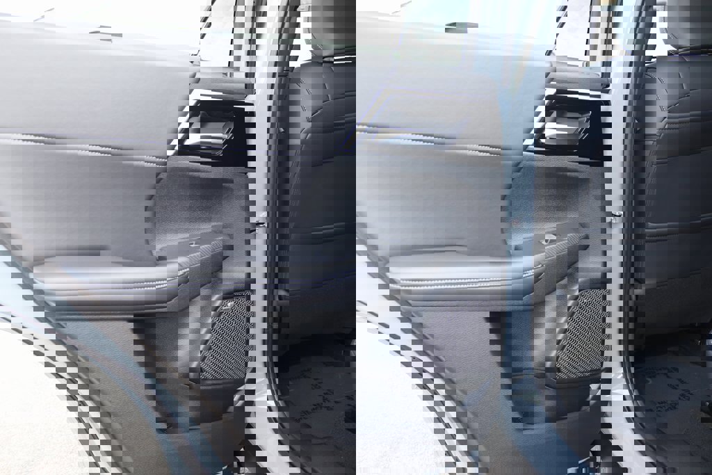 New 2026 Mitsubishi Outlander SE image 25