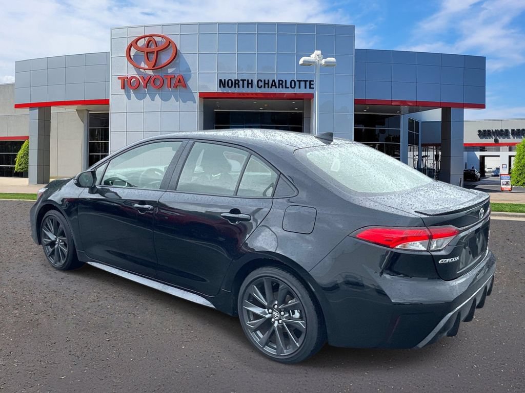 Used 2026 Toyota Corolla SE FWD image 5