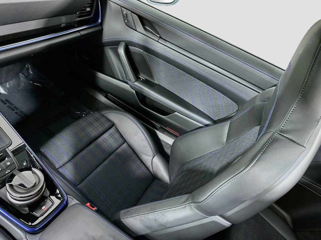 New 2026 Porsche 911 Carrera T RWD image 25