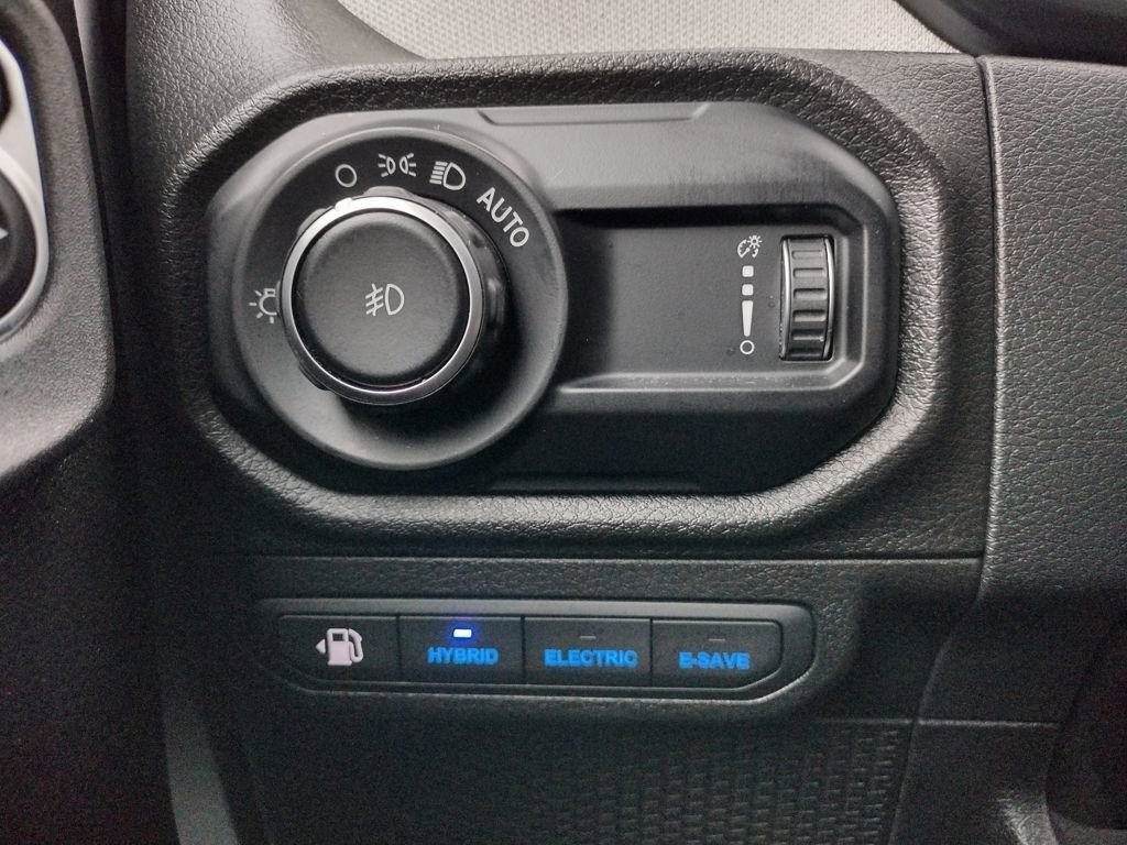 Used 2024 Jeep Wrangler Unlimited w/ Convenience Group image 26