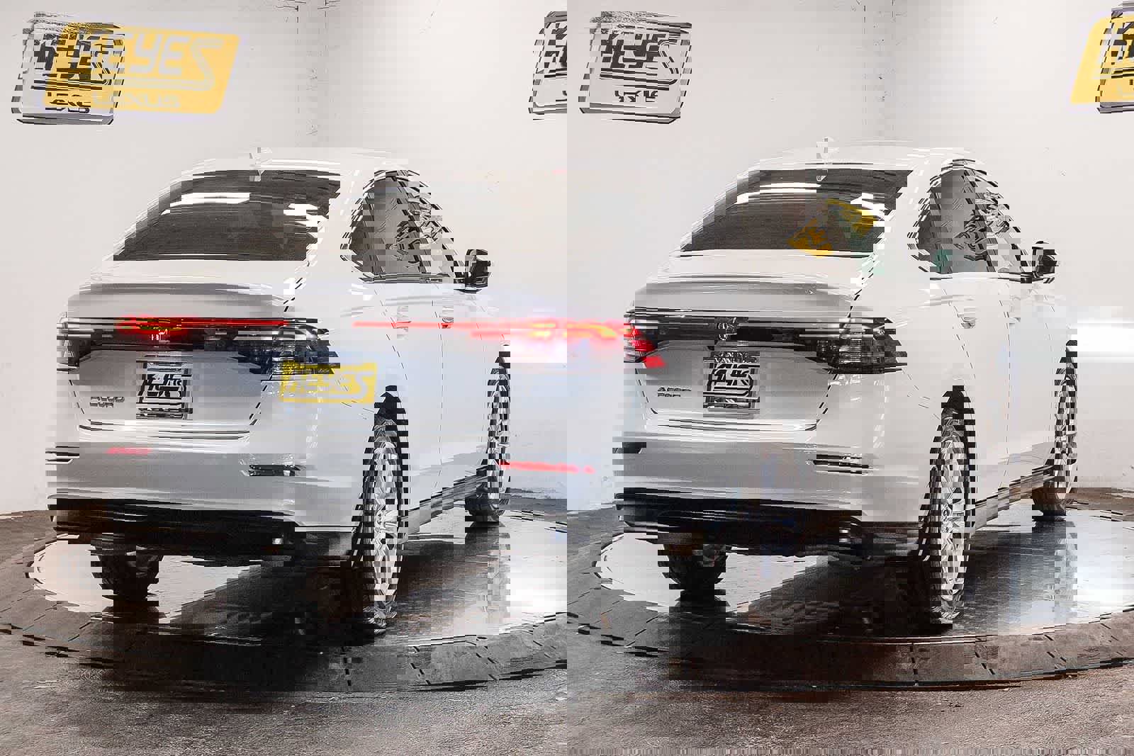 Used 2025 Honda Accord LX image 4