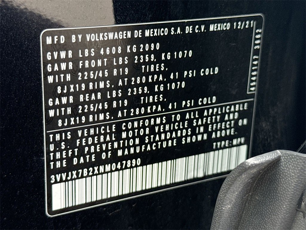 Used 2022 Volkswagen Taos SEL image 26