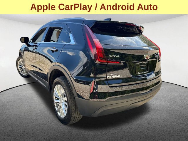 Certified 2024 Cadillac XT4 Luxury w/ Cold Weather Package AWD/4WD image 10