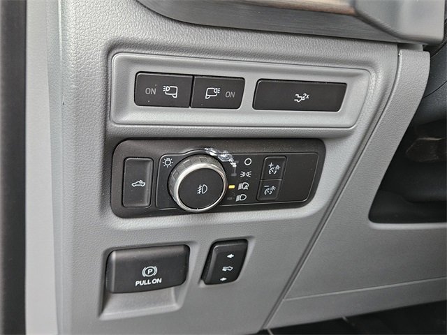 Used 2022 Ford F150 Lariat image 28