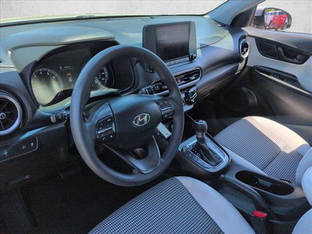 Used 2022 Hyundai Kona SE FWD image 13