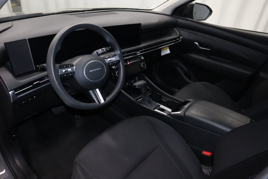 Used 2025 Hyundai Tucson SEL FWD image 21
