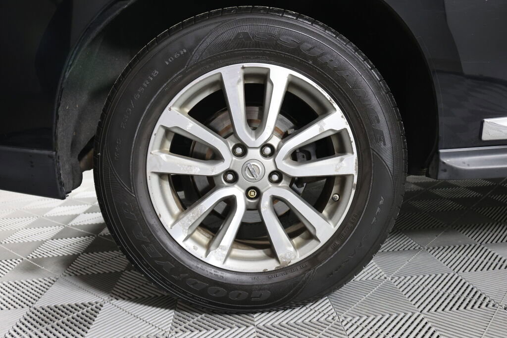 Used 2014 Nissan Pathfinder SL image 7