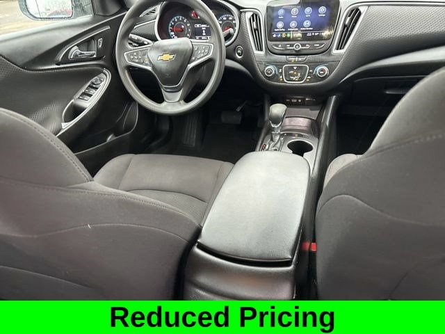 Used 2024 Chevrolet Malibu LS w/ Driver Confidence Package FWD image 34