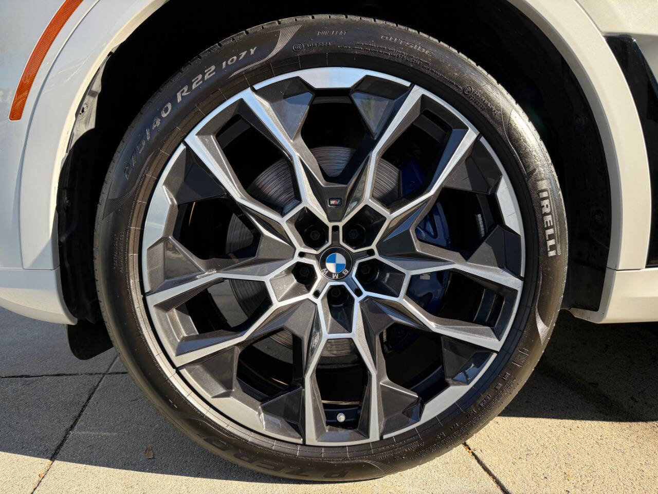 Used 2023 BMW X7 xDrive40i w/ Executive Package image 20