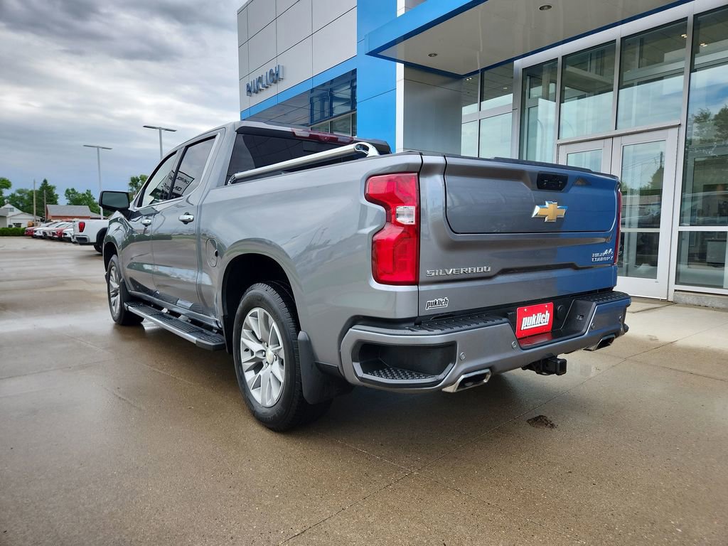 Used 2021 Chevrolet Silverado 1500 High Country w/ Technology Package AWD/4WD image 5