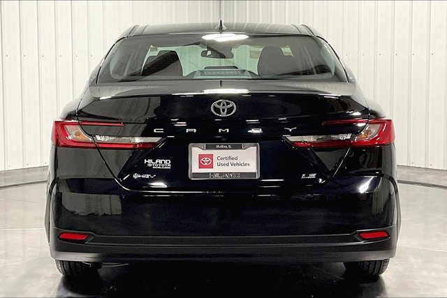 Certified 2025 Toyota Camry LE FWD image 5