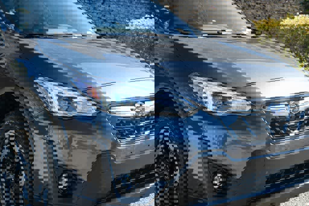 Used 2022 Subaru Crosstrek 2.5i Limited w/ Moonroof Package 2 image 4