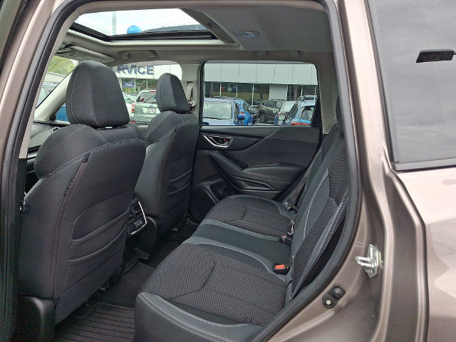 Certified 2022 Subaru Forester Premium AWD/4WD image 41