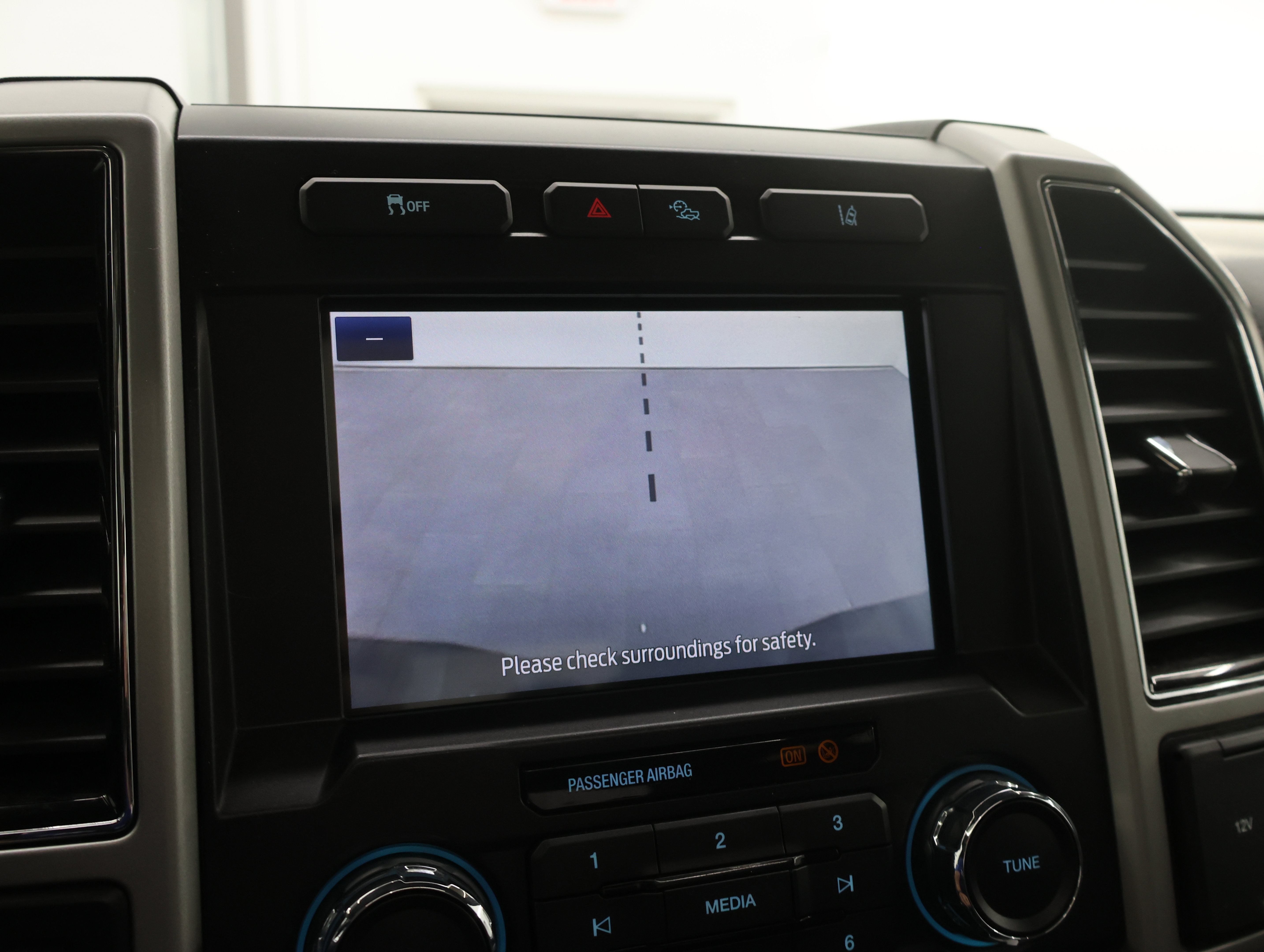 Used 2021 Ford F250 Lariat AWD/4WD image 18