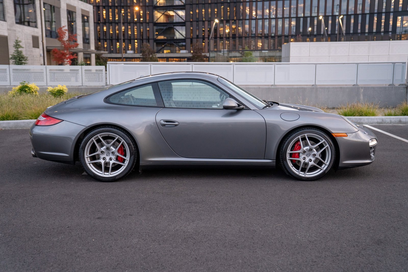 Used 2009 Porsche 911 Carrera 4S AWD/4WD image 8