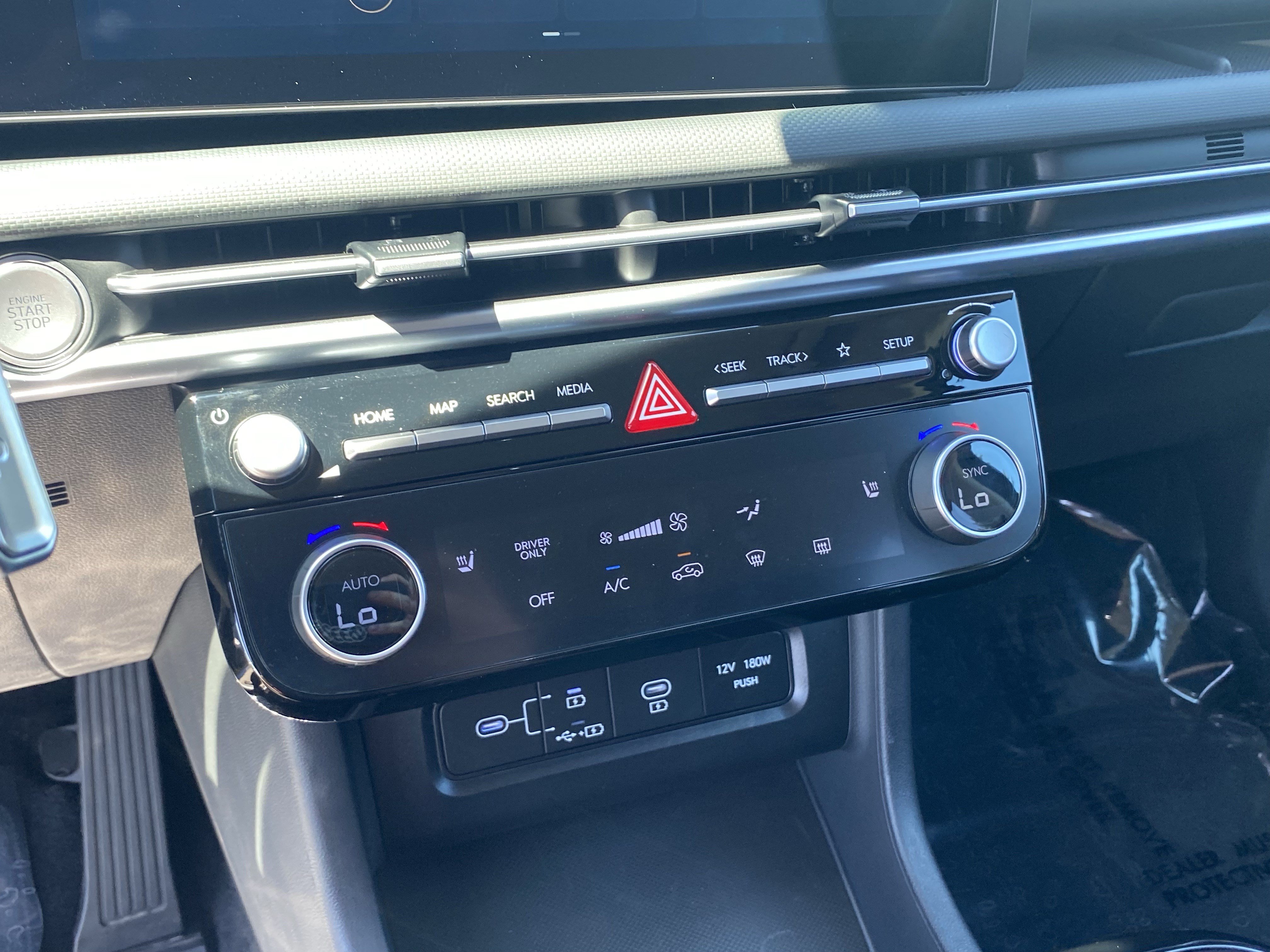 Certified 2025 Hyundai Tucson Blue AWD/4WD image 22