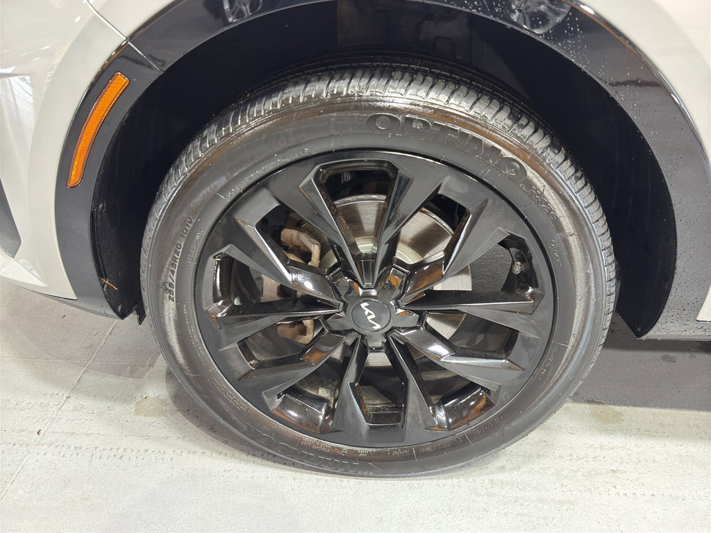 Used 2022 Kia Sorento SX image 10