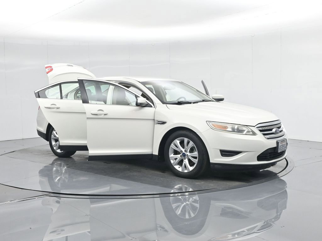 Used 2010 Ford Taurus SEL image 29