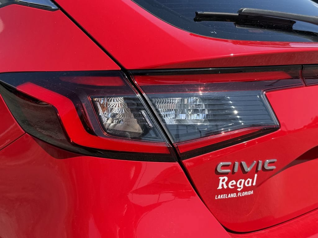 Used 2022 Honda Civic Sport Touring image 11