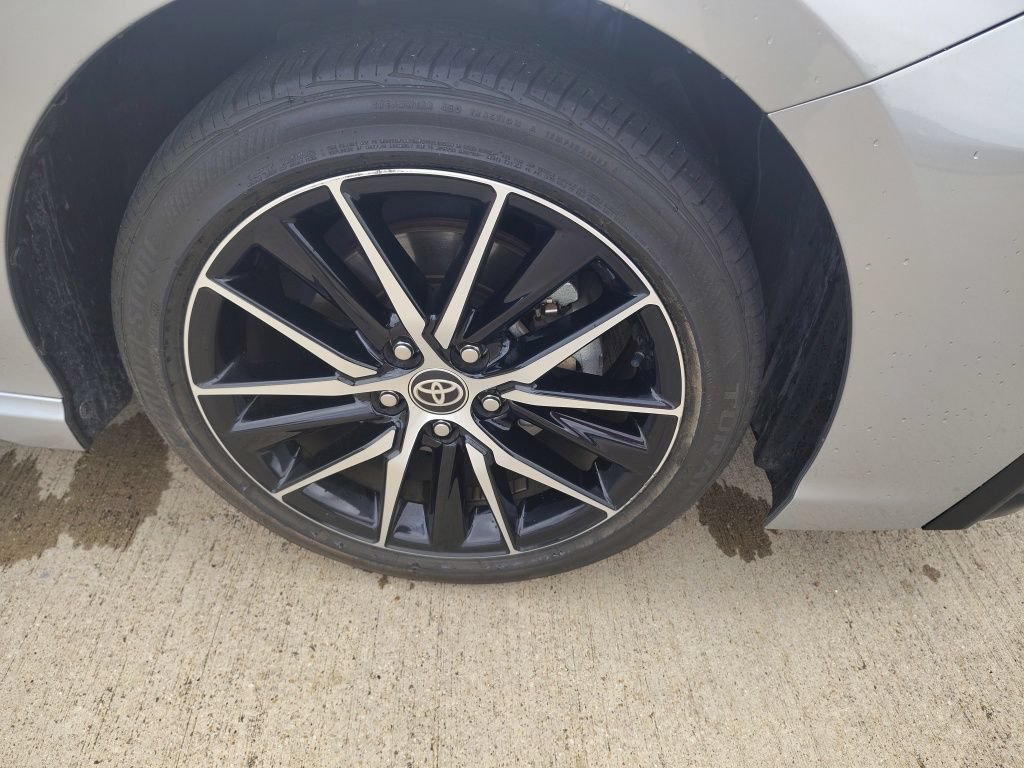 Used 2024 Toyota Camry SE FWD image 16