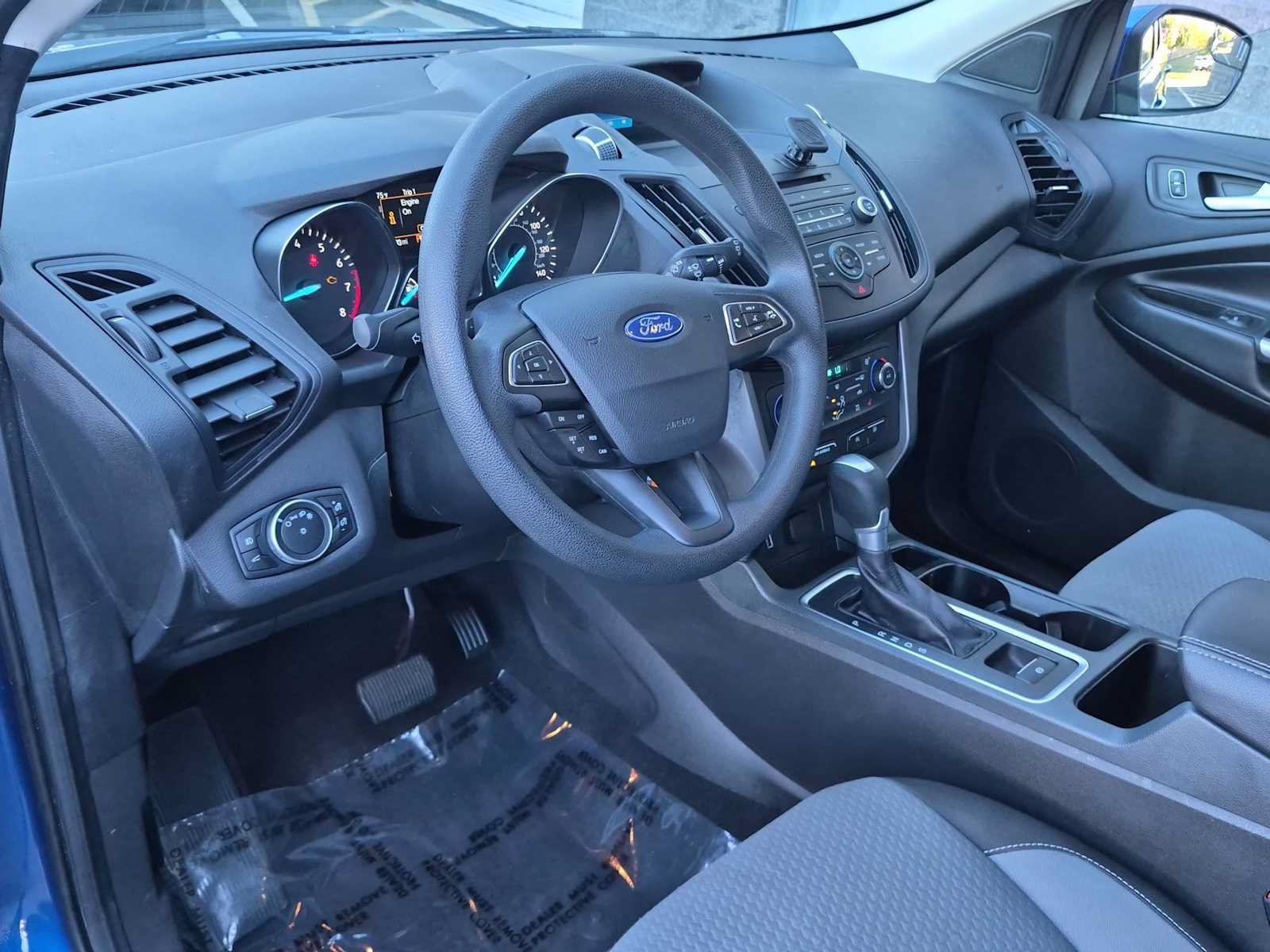 Used 2017 Ford Escape SE AWD/4WD image 10