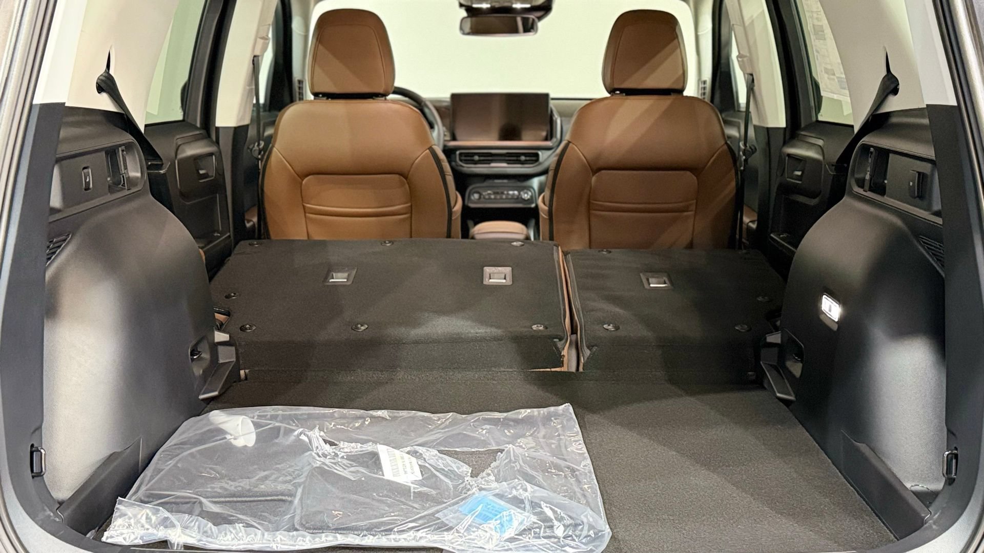 New 2026 Ford Bronco Sport Outer Banks w/ Outer Banks Tech Package+ AWD/4WD image 35