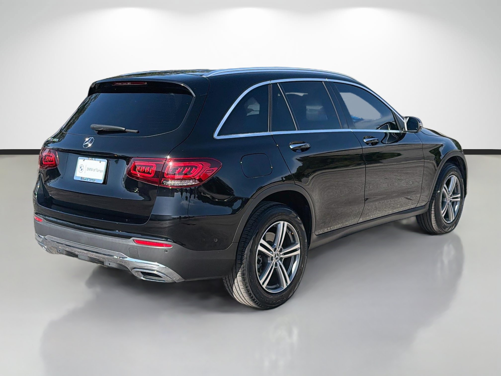 Used 2022 Mercedes-Benz GLC 300 image 3