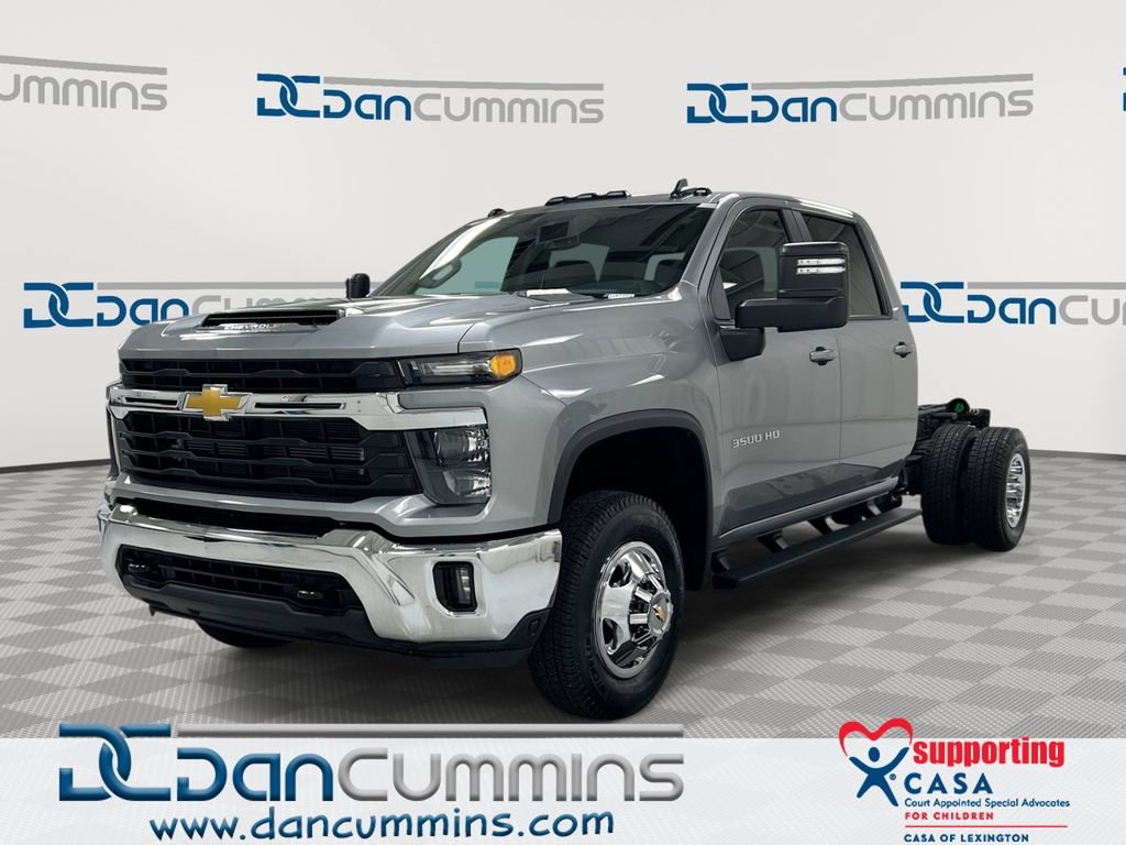 New 2026 Chevrolet Silverado 3500 LT w/ Convenience Package AWD/4WD image 1