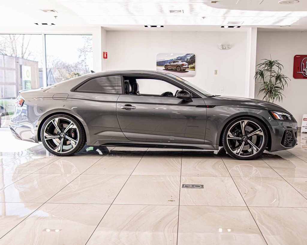 Used 2022 Audi RS 5 w/ RS Driver Assistance Package image 9