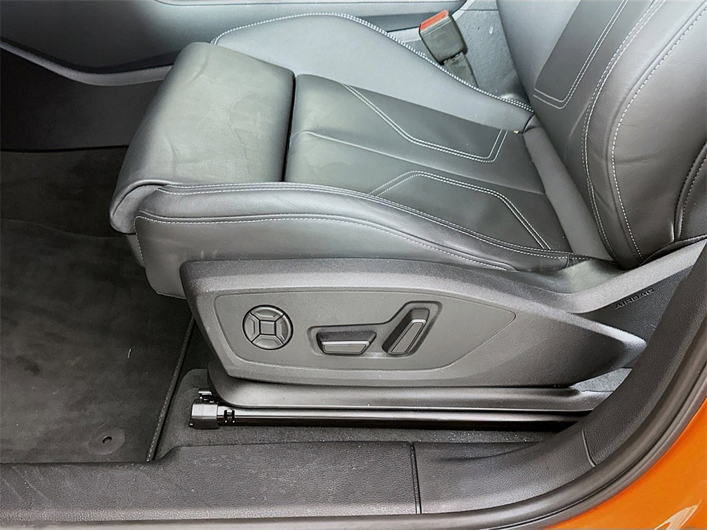 Certified 2025 Audi Q3 2.0T Premium w/ Convenience Package image 9
