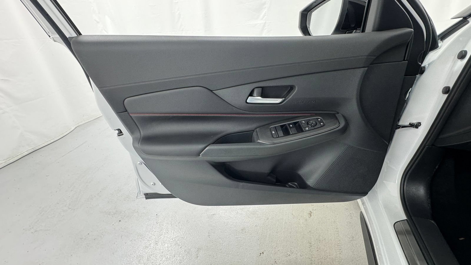 New 2026 Nissan Sentra SR w/ Floor Mat Package FWD image 16