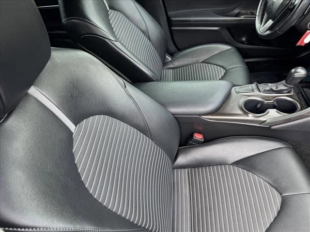 Certified 2022 Toyota Camry SE w/ Carpet Mat Package (TMS) FWD image 19