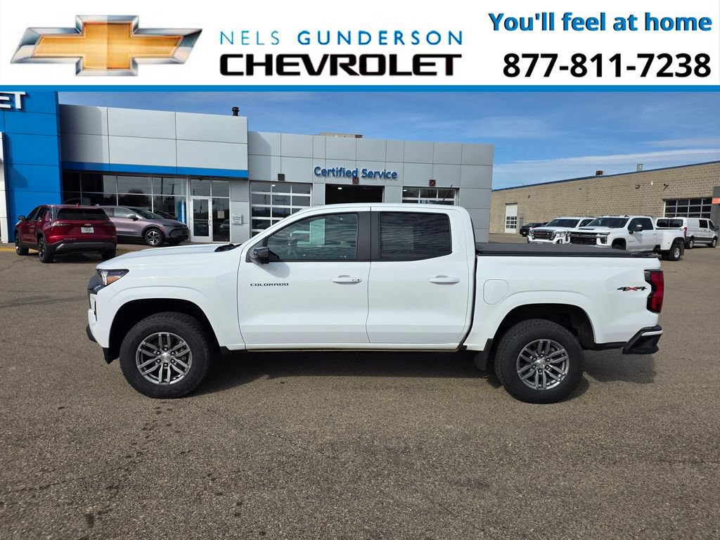 Certified 2023 Chevrolet Colorado LT w/ LT Convenience Package II AWD/4WD image 3