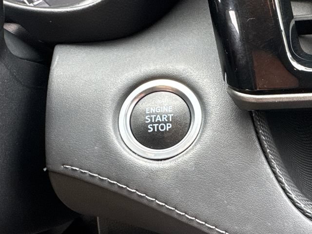 Certified 2021 Toyota Highlander Limited FWD image 31
