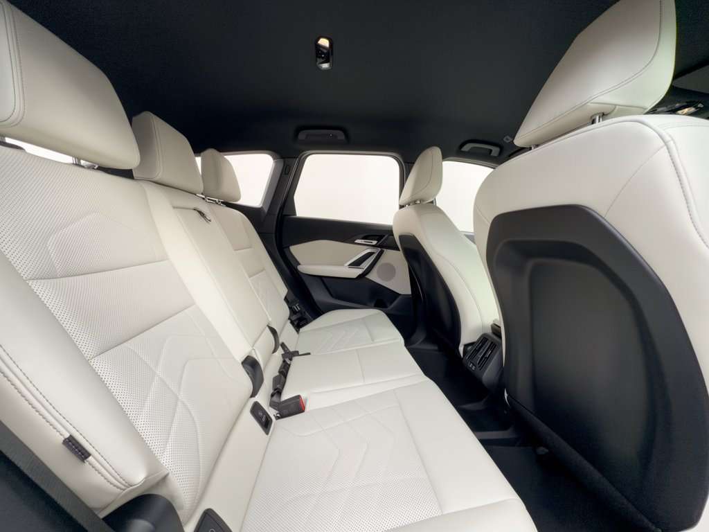 New 2027 BMW X1 xDrive28i AWD/4WD image 29
