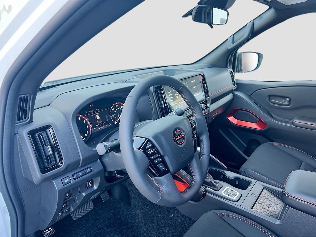 New 2026 Nissan Frontier PRO-4X w/ Pro-4x Convenience Package image 9