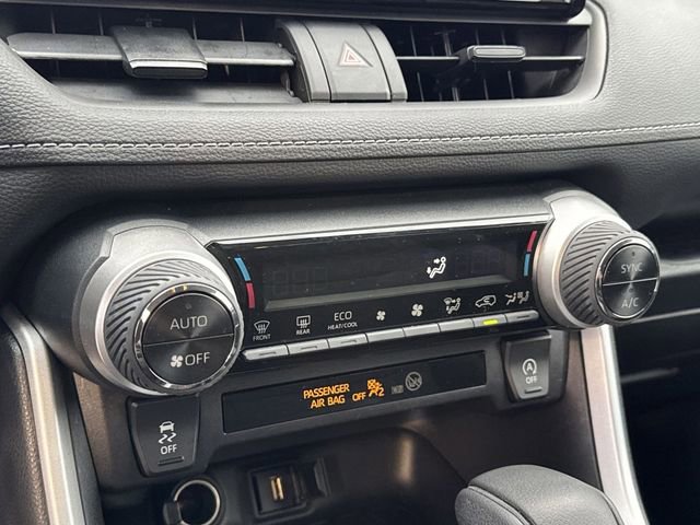 Used 2021 Toyota RAV4 XLE image 20