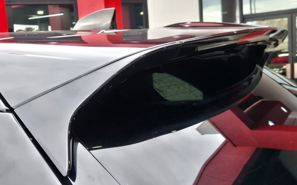 Used 2021 Land Rover Range Rover Velar R-Dynamic S image 8