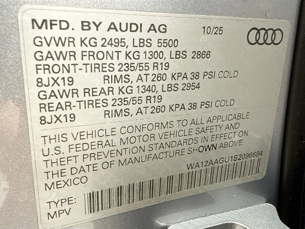 Used 2025 Audi Q5 Premium Plus w/ Premium Plus AWD/4WD image 35