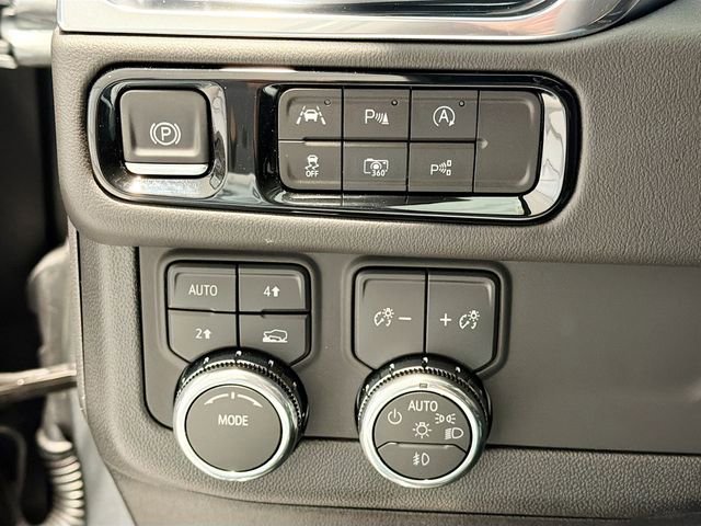 New 2026 GMC Yukon XL Elevation image 10