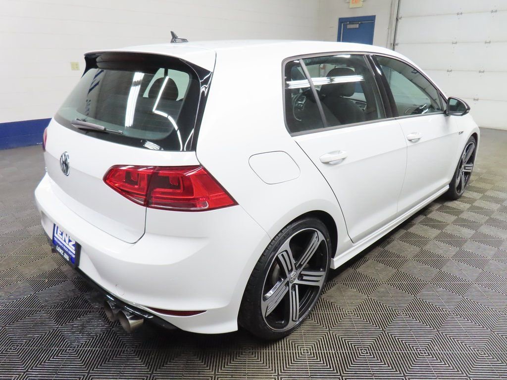 Used 2016 Volkswagen Golf R 4-Door image 3